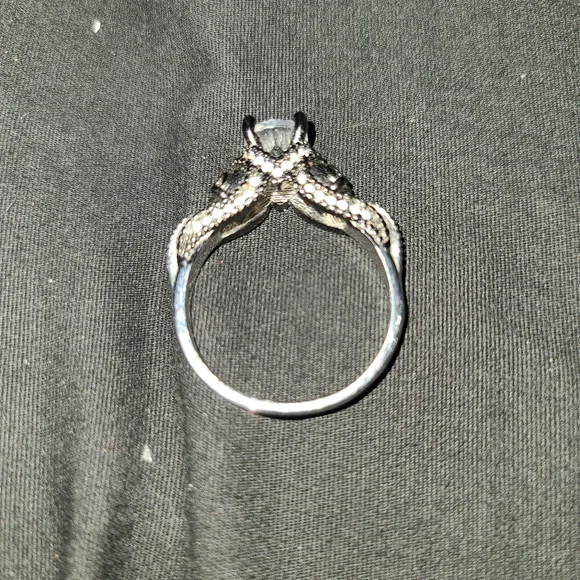 Skeleton ring - Picture 3 of 3